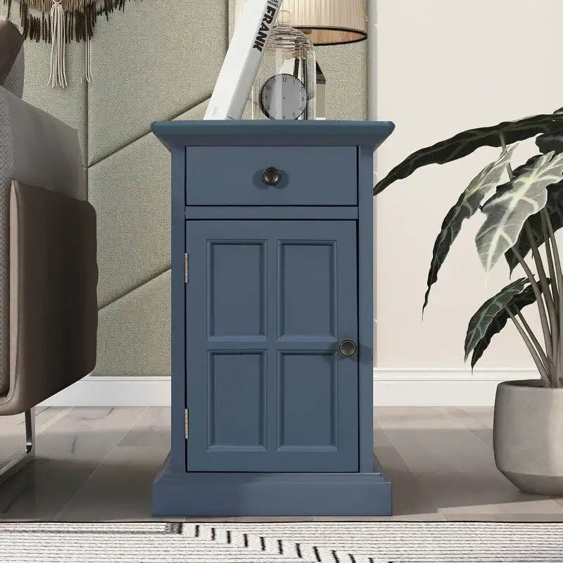 Classic Vintage Livingroom End Table Side Table with USB Ports and One Multifunctional Drawer with cup holders